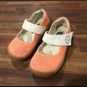 Livie & Luca Carta Textile Mary Janes Toddler sz 9